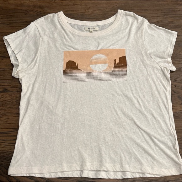 Madewell Women's XL Retro Vintage Sunset Desert Canyon Graphic Tee Hiking Travel - Picture 3 of 5